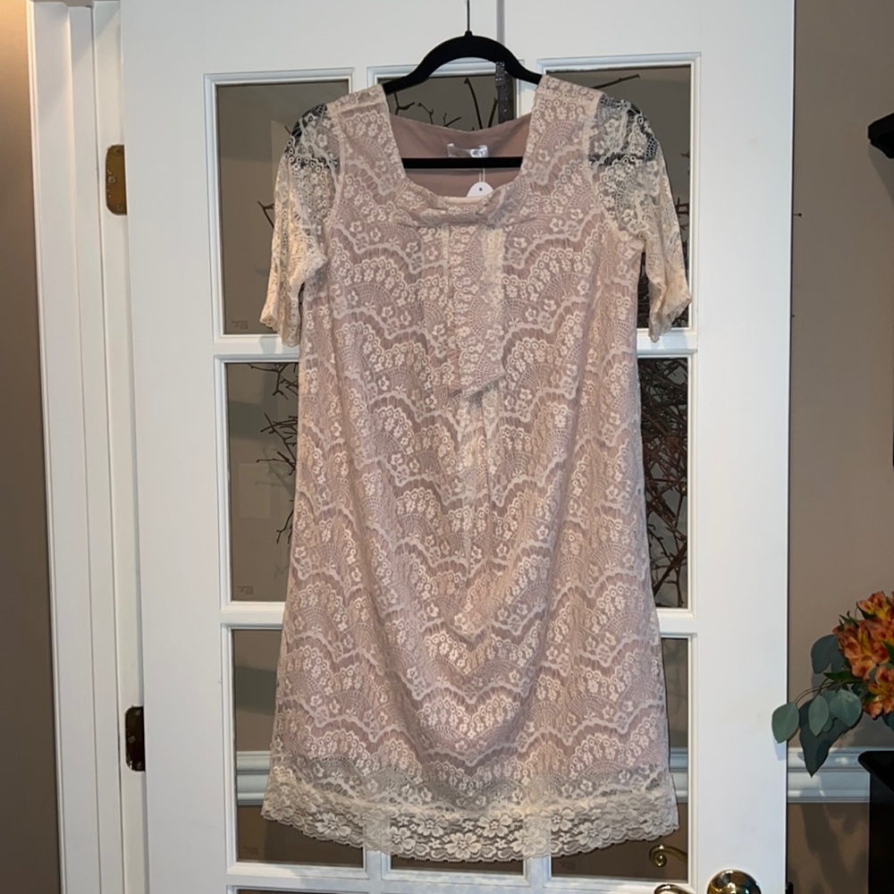 Maternity lace bow dress NWT size small